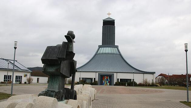 Die Autobahnkirche Himmelkron . Foto: Jürgen Gärtner