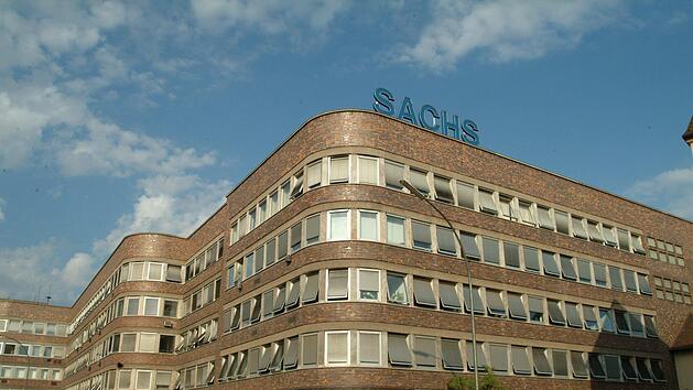 1932 entstand das imposante Sachs-Verwaltungsgeb&auml;ude. Geschaffen hat es der damalige Star-Architekt Paul Bonatz.  Archivfoto: Waltraud Fuchs-Mauder