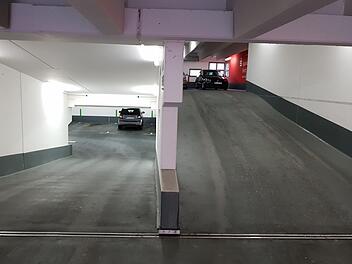 Mitten in der Stadt - und doch nie ausgelastet: das Parkhaus Kronengarten. Fotos: Ekkehard Roepert