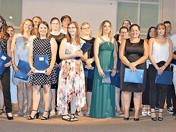 Die Heilerziehungspflegepr&uuml;fung haben 26 Studierende erfolgreich abgelegt. Foto: privat
