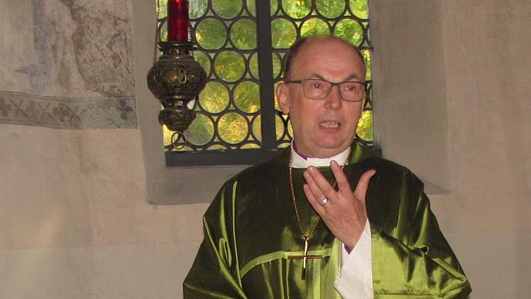 Bischof Dr. Matthias Ring bei seiner Predigt in derSt.-Nikolaus-Kapelle. Foto: Martin Koch