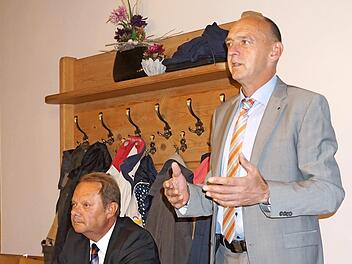 Bürgermeister Heinrich Süß tritt am 15. März 2020 wieder an.  Foto: sae