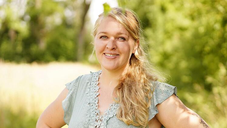 Die Pferdewirtin ist überrascht, dass Christoph die Hofwoche abbrechen will.