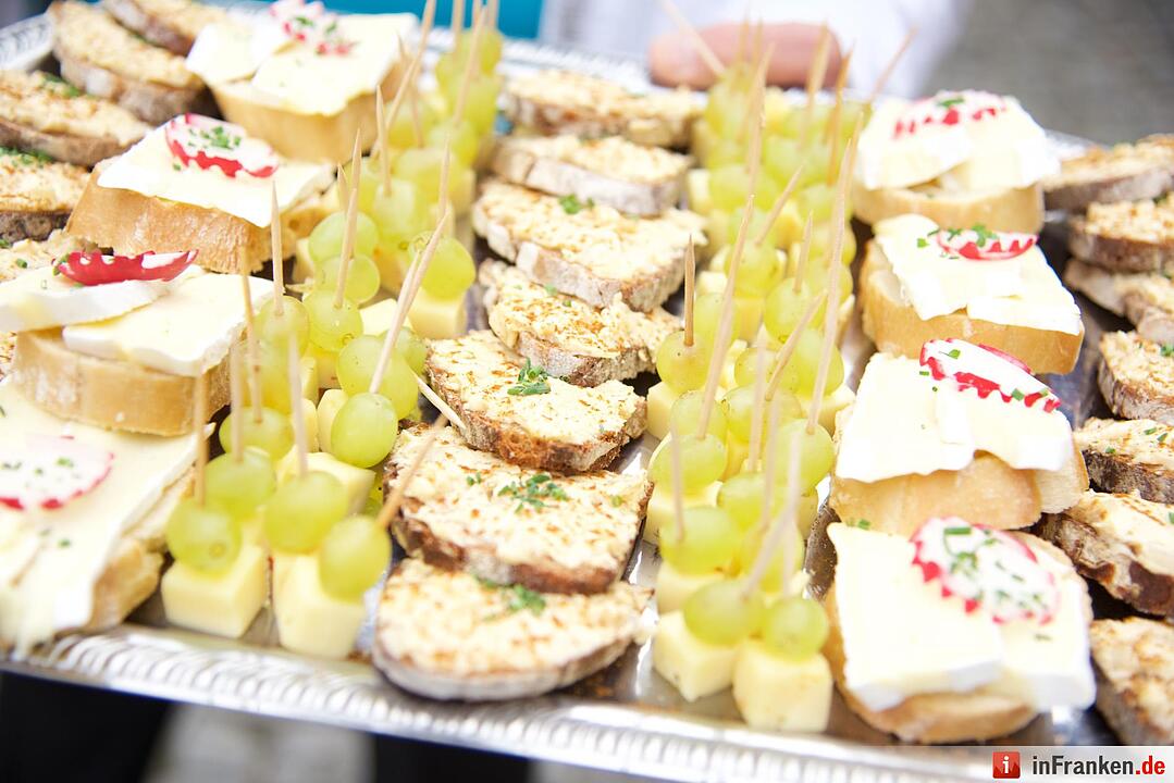 Nach einjähriger Kirchensanierung: Hannberg feiert die Wiedereröffnung der Wehrkirche der Pfarrei Geburt Mariens Hannberg