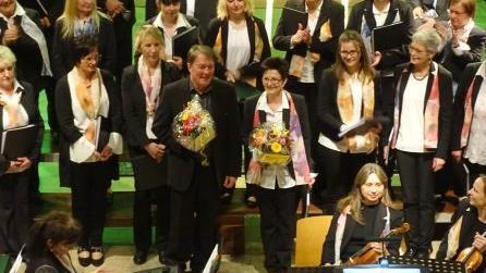 Mit verschiedenen Gastakteuren feiert der Nordhalbener Chor GemeinSangkeit sein 15-jähriges Bestehen mit einem glanzvollen Jubiläumskonzert in der Pfarrkirche St. Bartholomäus. Norbert Neugebauer