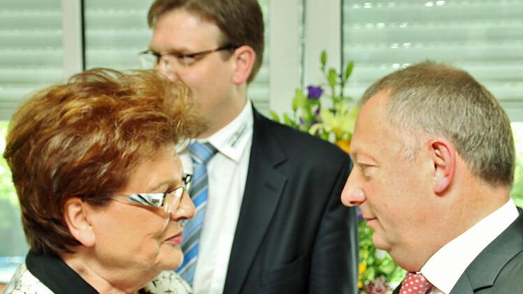 Landtagspräsidentin Barbara Stamm, Landrat Thomas Bold und Stiftungsdirektor Steffen Hörtler.  Foto: Werner Vogel