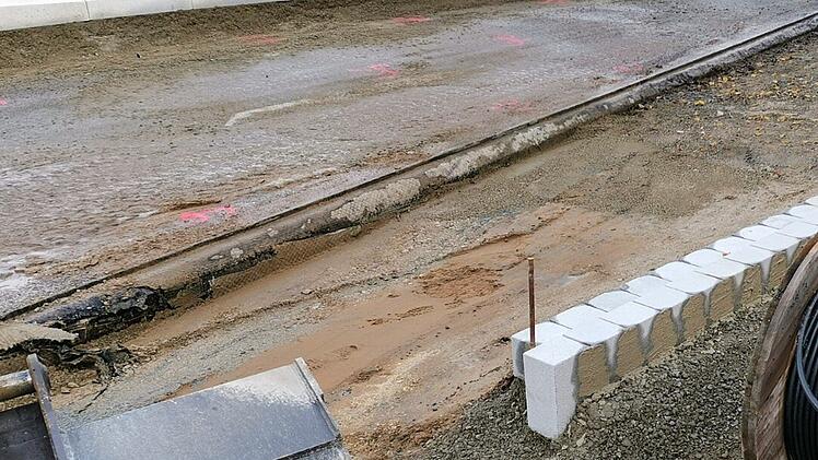 Baustelle, Absperrung, Sperrung, Bauarbeiten, Wasserrohrbruch