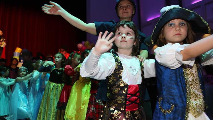 Impressionen vom Kulmbacher Kinderfasching in der Dr.-Stammberger-Halle Foto: Barbara Herbst