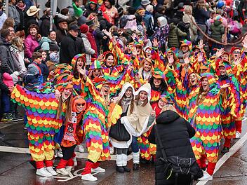 Würzburger Faschingsrouten: Stadt mit Bitte und Hinweisen