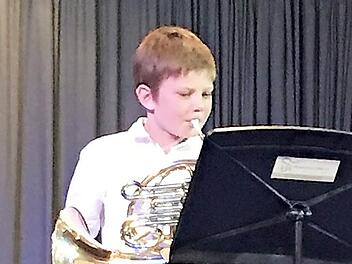 Franz Bezold präsentierte mit dem Horn das traditionelle Stück "Worried Man Blues".