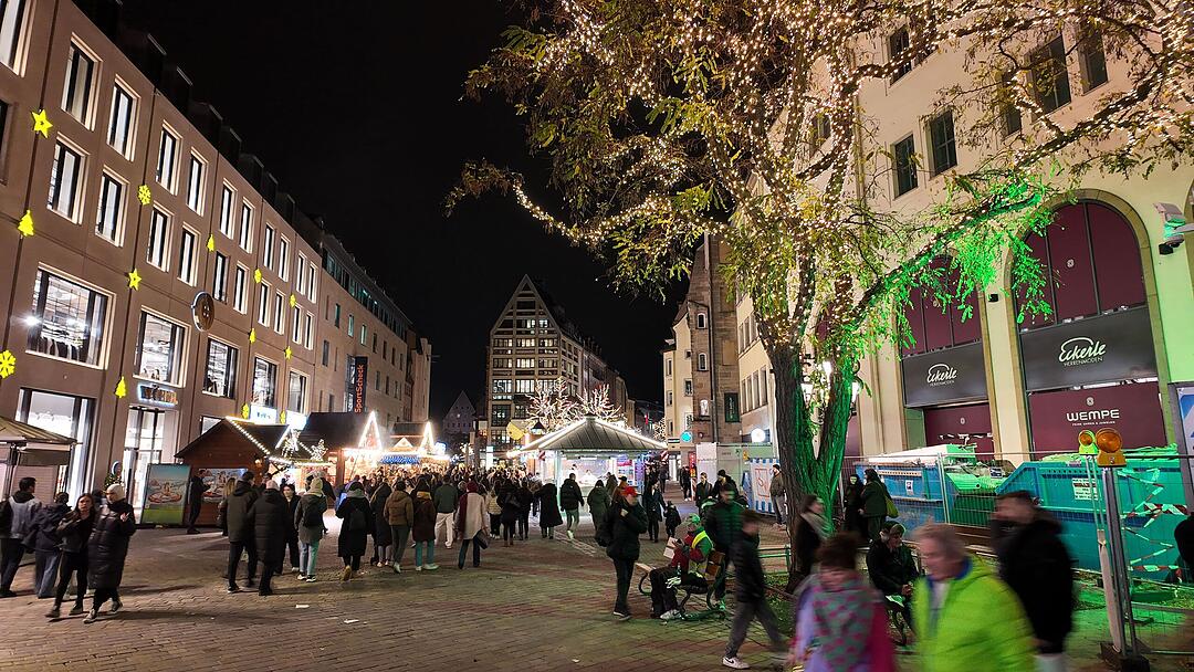 Nürnberg erstrahlt wieder in weihnachtlichem Glanz - die schönsten Bilder