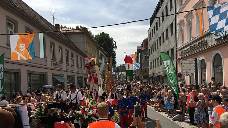 Impressionen vom Festzug 2018. Foto: Ralf Ruppert