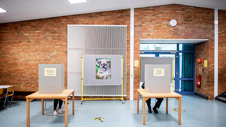 Ohne Test oder Impfung ins Wahllokal? Das müssen Wähler*innen bei der Bundestagswahl 2021 beachten