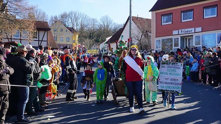 Faschingszug in Zeitlofs. Foto: Marion Eckert