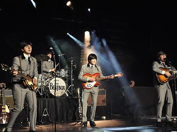 "The Beatbox" ist detailverliebt bis hin zu Frisuren, Mimik und Gestik. Die vier Italiener begeisterten mit Beatles-Songs.  Foto: Peter Klopf