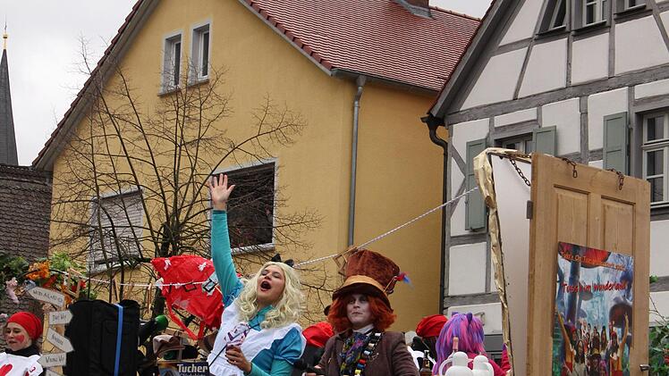 Tuss'n on Tour mit dem Moto Tussi im Wunderland Foto: Rebecca Ricker