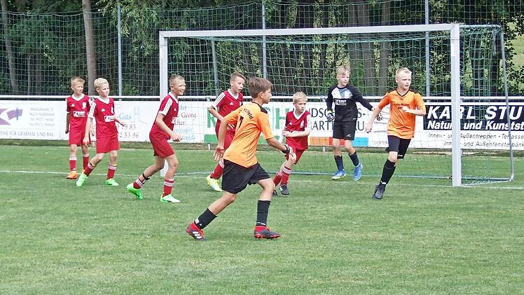Spielende Kinder beim letzten Turnier 2019