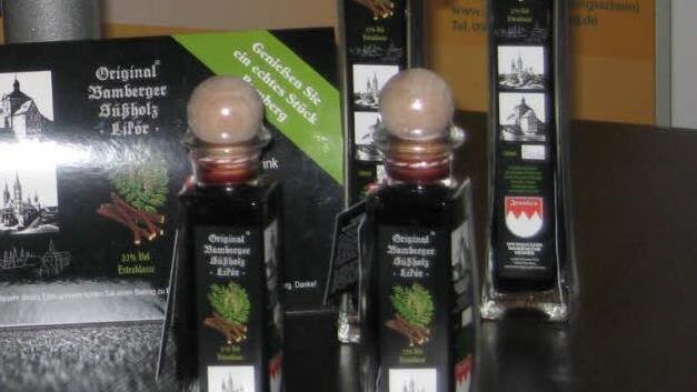 Den Süßholzlikör gibt es in mehreren Bamberger Läden, den FT-Geschäftsstellen und im TKS-Shop (Foto). Foto: TKS