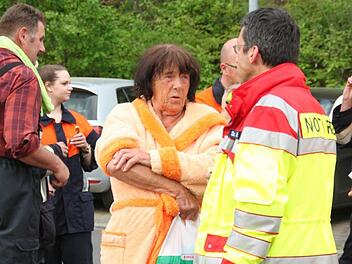 Rund 250 Patienten wurden nach einem Brand in der Sauna des Hauses am Dienstagnachmittag im Reha-Zentrum in Bad Bocklet zeitweilig evakuiert. Foto: Paul Ziegler