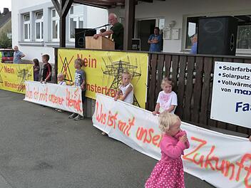 Am 15. Oktober soll in Neuensorg die zweite Demo gegen die Monstertrassen stattfinden. Foto: Archiv/Werner Rei&szlig;aus