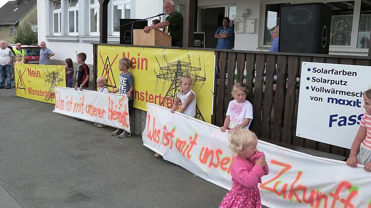 Am 15. Oktober soll in Neuensorg die zweite Demo gegen die Monstertrassen stattfinden. Foto: Archiv/Werner Rei&szlig;aus