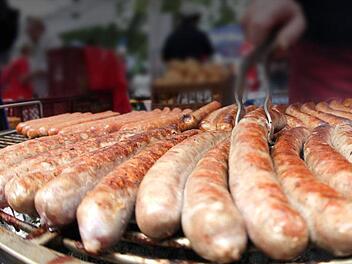 Die Bratwurst ist in Kulmbach Kult. Symbolbild: Daniel Karmann/dpa