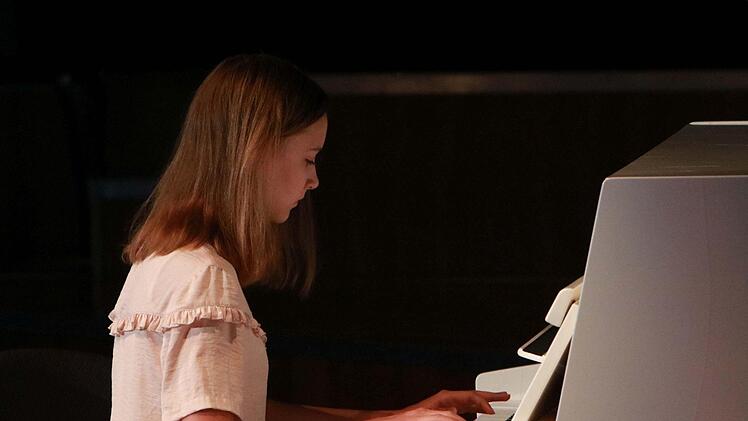 Impressionen vom Sommerkonzert des Gymnasiums Ernestinum im Coburger KongresshausFoto: Jochen Berger