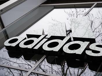 Adidas zettelt Streifen-Streit mit Black Lives Matter an