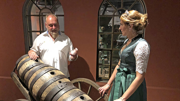 Kulmbach: Neue Bayerische Bierk&ouml;nigin gesucht - Brauereimuseum bildet Finalistinnen aus