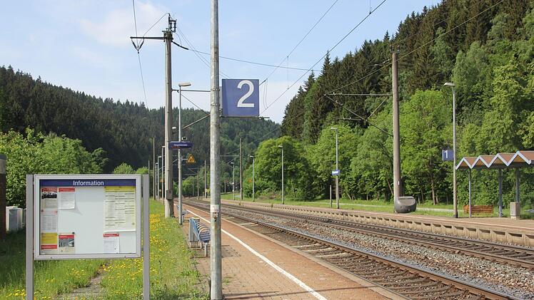 Impressionen vom Bahnhof Förtschendorf - aufgenommen im Sommer 2018. Foto: Andreas Schmitt