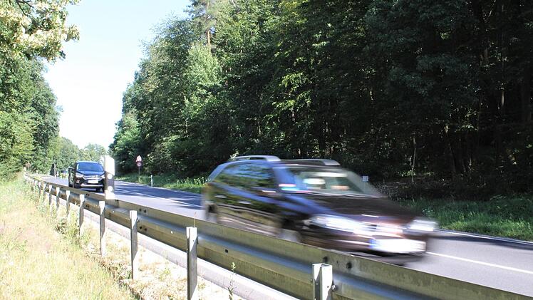 Versperrter Fußweg zwischen Michelau und Krappenroth  Foto: Cindy Dötschel
