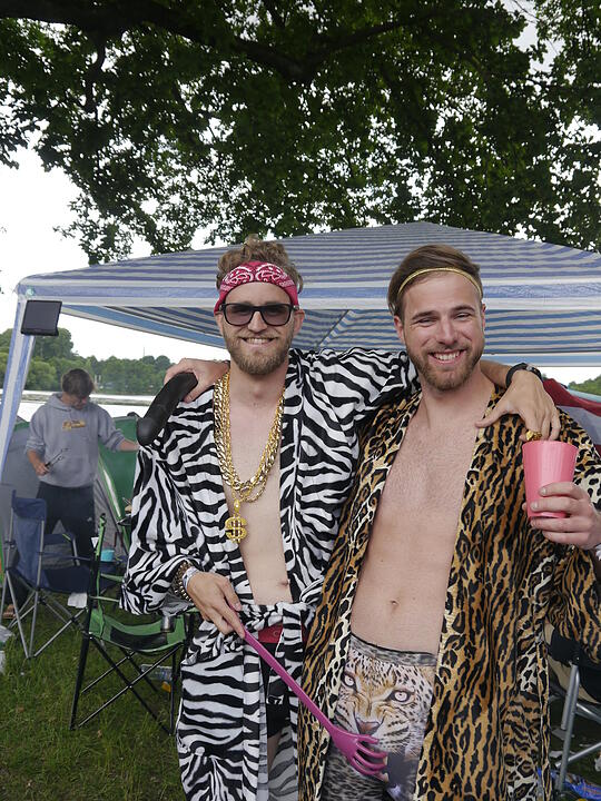 Die Besucher bei Rock im Park 2018 am Freitagnachmittag