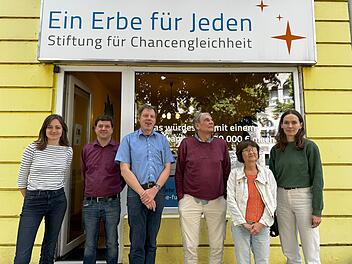 Marktleugast: Rentner verschenkt Grunderbe an Menschen, die er nicht kennt - neue Gebiete ausgelost Marktleugast: Rentner verschenkt Grunderbe an Menschen, die er nicht kennt - neue Gebiete ausgelost