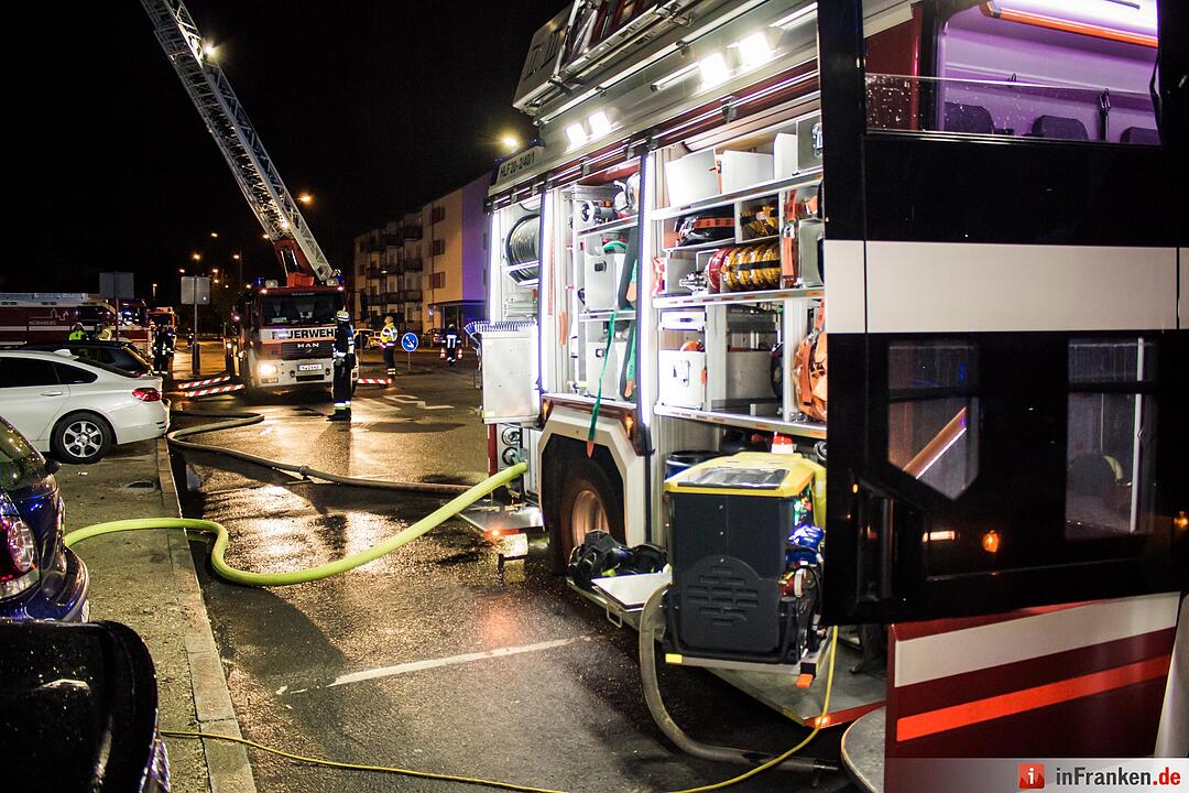 Nürnberg: Brand in Doppelhaushälfte