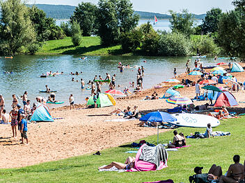 Hitzewelle rollt über Franken: Viel los an Brombachsee, Rothsee & Co.