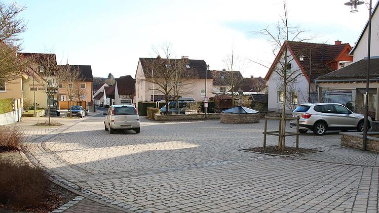 In der Dorfmitte will Rannungen Ende Mai sein großes Jubiläumsfest feiern. Foto: Dieter Britz