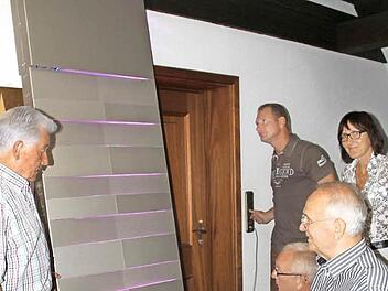 So sehen die Stelen aus, die künftig das Fachmarktzentrum an die Innenstadt anbinden sollen.  Foto: Gerda Völk