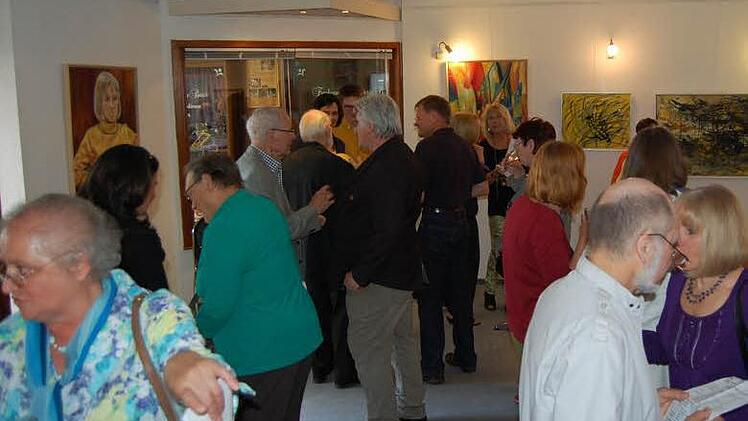 Regen Besuch verzeichnete die Ausstellung in der Galerie in der Spitalpassage.