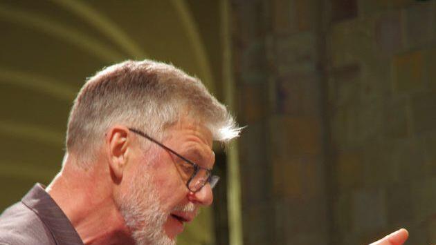Bernd Hammer beim Dirigieren. Klaus Werner