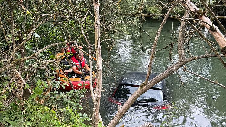 Auto in Forchheim in Wiesent gerollt