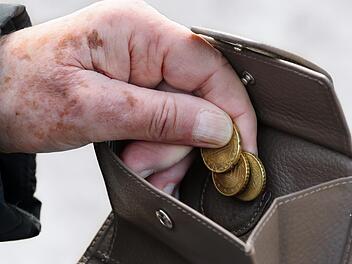 Endlich wird die Grundrente ausgezahlt: Rentner*innen können sich auf bis zu 400 Euro mehr im Monat freuen.