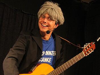 Bei der Starparade "Sommer in Franken" war auch Reinhard Mey zu Gast. Foto: Sonja Adam