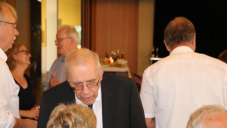 Gerhard Völker  im Gespräch.Ralf Ruppert