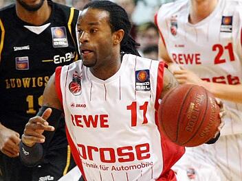 Julius Jenkins, jetzt in Jena aktiv, wurde in der Saison 2011/12 deutscher Meister mit den Bambergern. Foto: Archiv