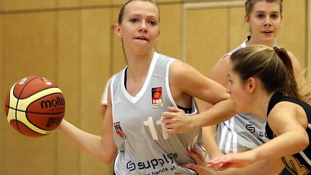 Ramona Hesselbarth (l.) Fotos: sportpress