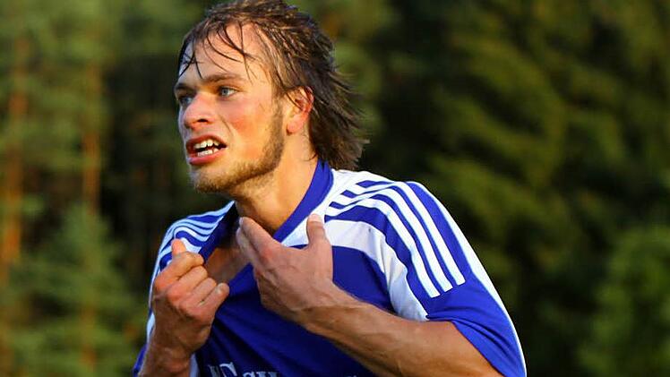 Der Ex-Frohnlacher Kristian Böhnlein wechselt aller Voraussicht nach sein Trikot in der neuen Saison: Der aktuelle Mannschaftskapitän des Regionalligisten SpVgg Bayreuth wird vom Traditionsverein TSV 1860 München stark umworben. Foto: Archiv/Albert Höchstädter