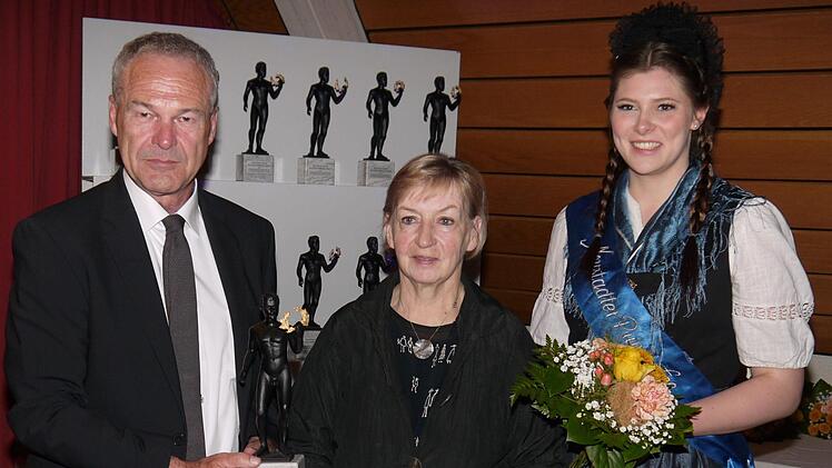 Beste Erwachsenendarstellung Gisela Mackeldey (Storchsdorf). - Foto; Berthold Köhler