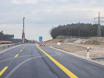 A3-Vollsperrung bei Höchstadt: Starkstromleitung beschädigt