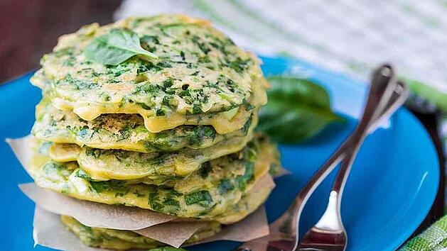 Zucchini-Karotten-Puffer.jpg