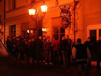 Sinan Portakal hat sich als Gastwirt aus der "Sohle" verabschiedet. Aber es soll in der Jugendkneipe in der Oberen Stadt bald weitergehen - die Hauseigentümer haben schon einen neuen Pächter. Foto: Archiv